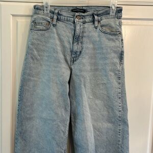 BNWOT Calvin Klein High Rise Wide Leg Size 4/27